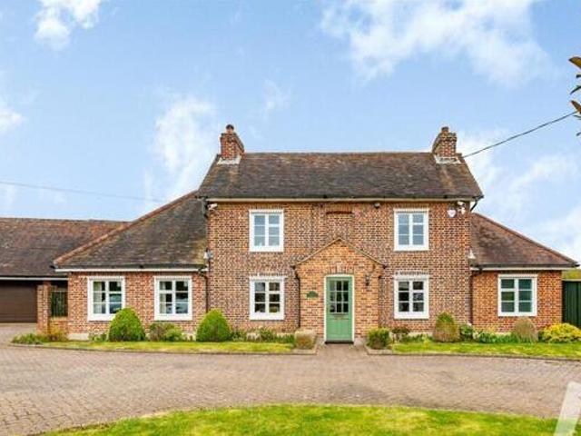 House for sale in Navestock Side, Essex