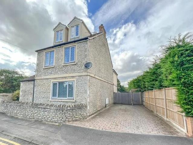 House for sale in Feckenham, City Of Bristol