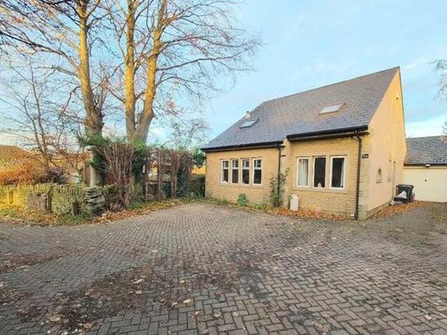 House for sale in Brookfoot, Brighouse