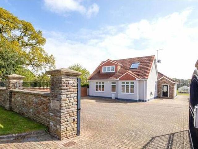 House for sale in Feckenham, City Of Bristol