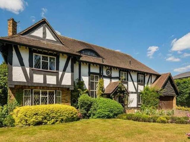 House for rent in Surrey