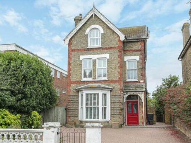 House for sale in Acol, Kent