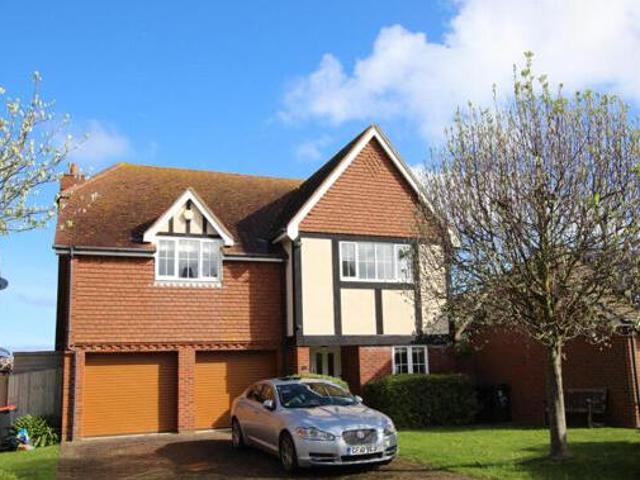 House for sale in Acol, Kent