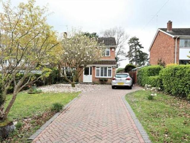 House for sale in Broadstone
