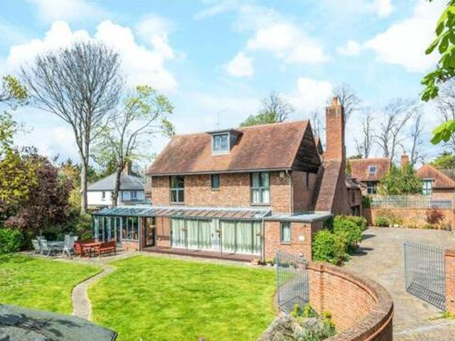 House for sale in Bromley Green, Ashford