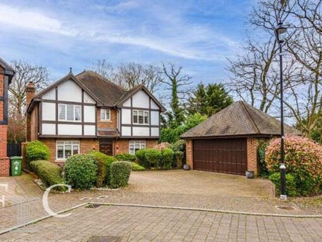 House for sale in Broxbourne, Hertfordshire