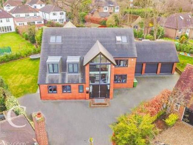 House for sale in Broxbourne, Hertfordshire