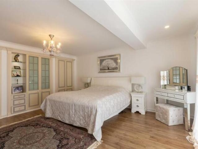 Farm for sale in Branksome Chine, Branksome Park