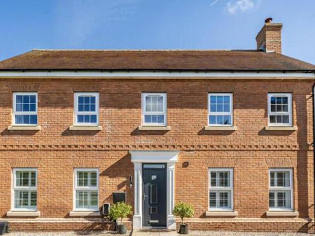 House for sale in Buckingham, Buckinghamshire