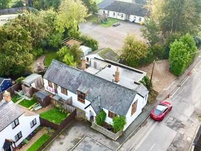 House for sale in Buckingham, Buckinghamshire