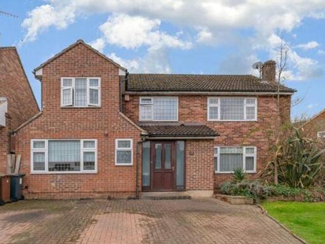 House for sale in Bushey, Hertsmere