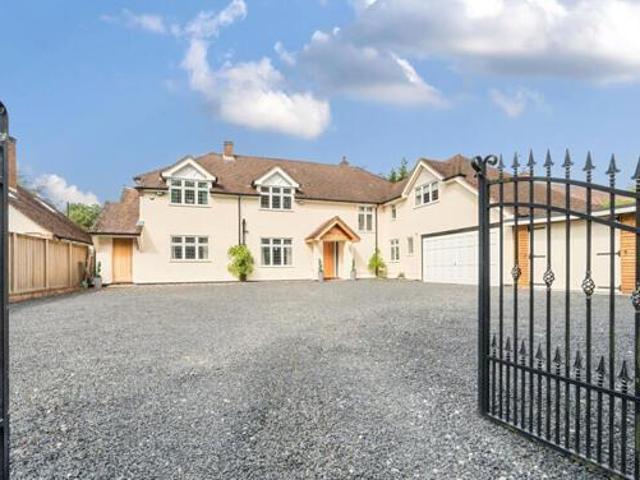 House for sale in Camberley, Surrey Heath