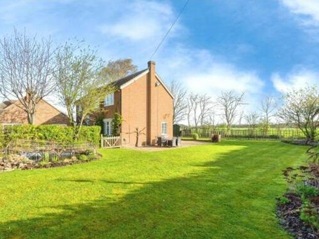House for sale in Arbury, Cambridgeshire