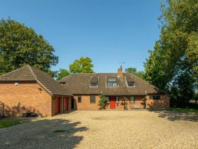 House for sale in Arbury, Cambridgeshire