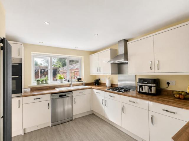 Farm for sale in Kingsthorpe, Northamptonshire