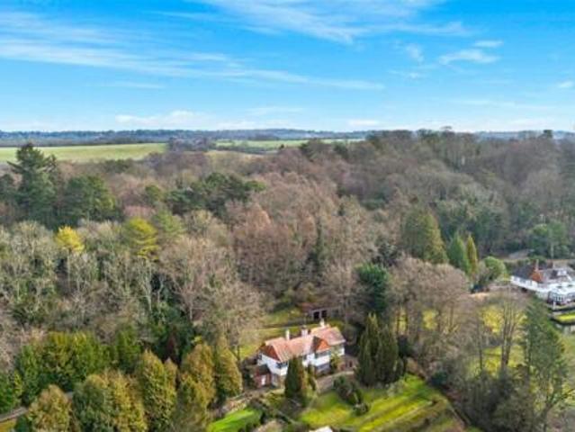 House for sale in Hillview, Surrey