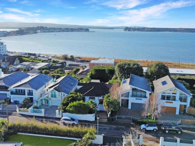 Farm for sale in Sandbanks