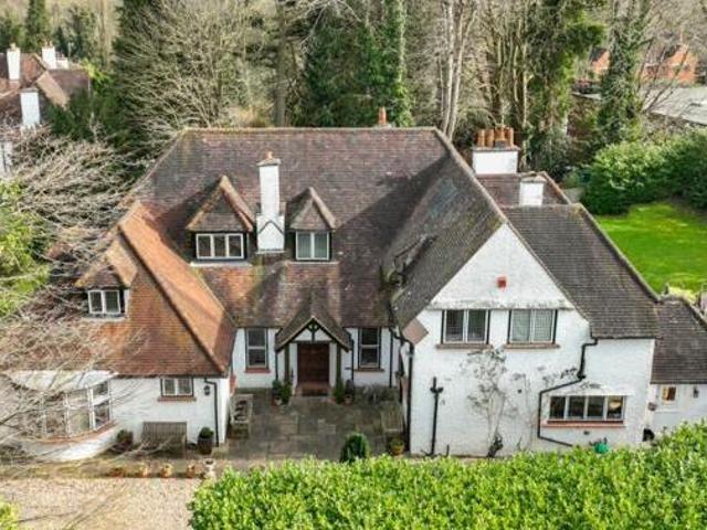 House for sale in Lyons, Greater London