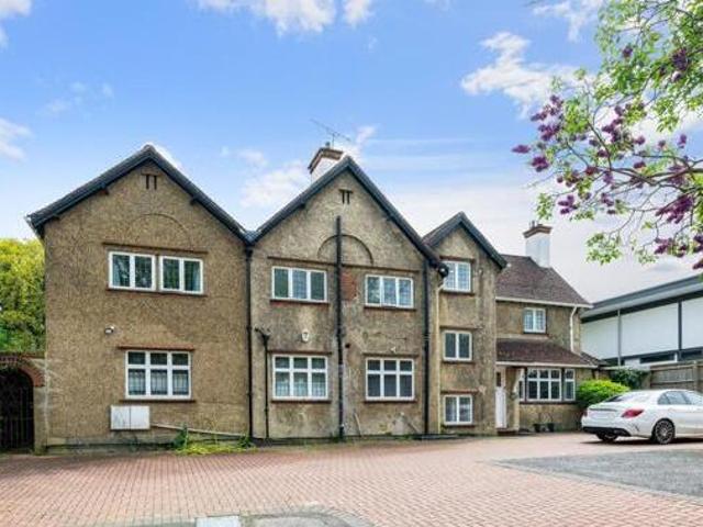 House for sale in Nork, Red Hill