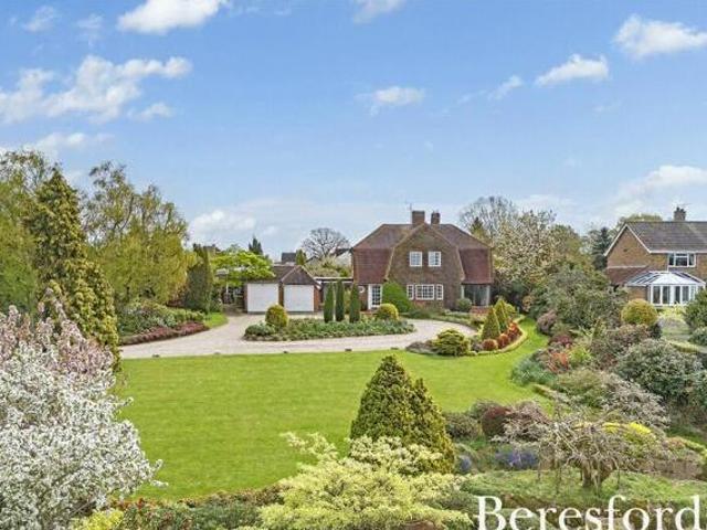 House for sale in Moulsham, Chelmsford