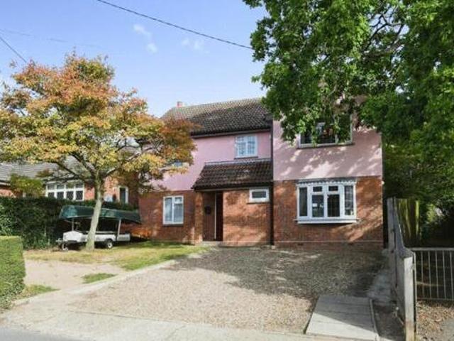 House for sale in Great and Little Leighs, Chelmsford