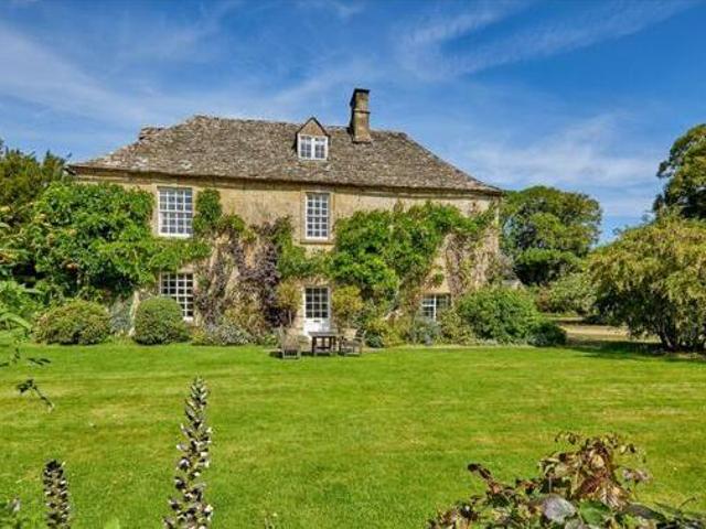 House for sale in Cheltenham, Gloucestershire