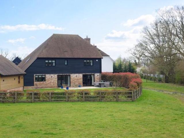Farm for sale in Bridgefield, Kent