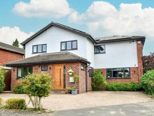 House for sale in Hilltop, Botley