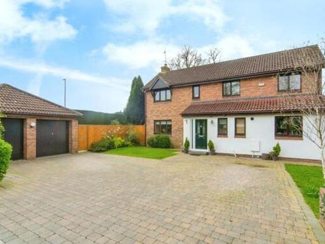 House for sale in Upton-by-Chester, Two Mills