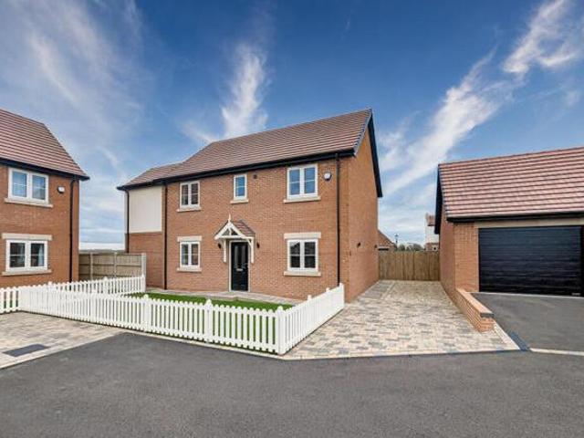 House for sale in Loundsley Green, East Midlands