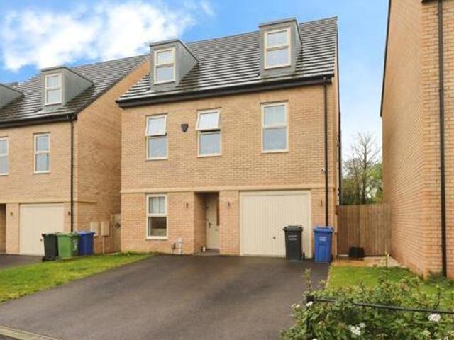House for sale in Loundsley Green, East Midlands