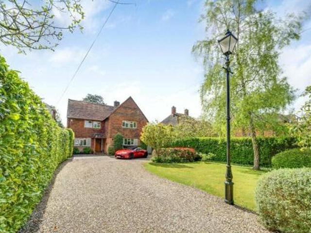 House for sale in Littlecote, West Sussex
