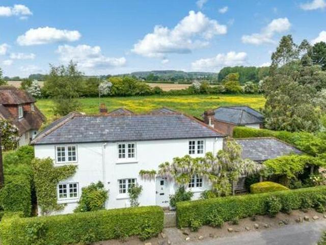 House for sale in Littlecote, West Sussex