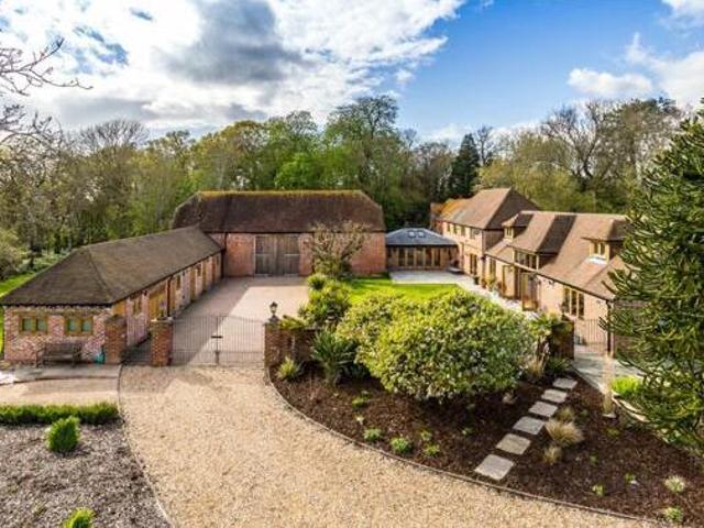 House for sale in Littlecote, West Sussex