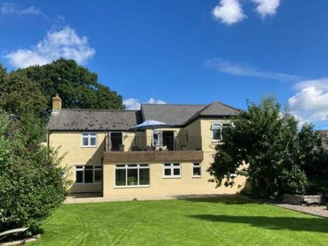 House for sale in Chippenham, Wiltshire