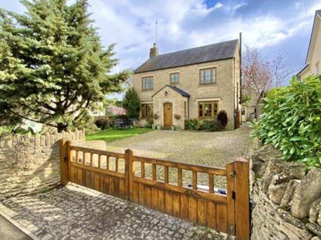 House for sale in Chippenham, Wiltshire