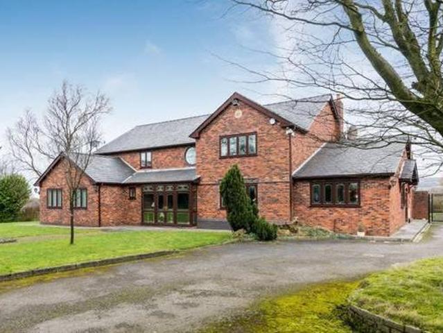 House for sale in Greater Manchester
