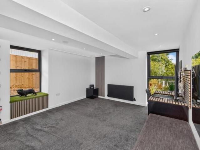 Farm for sale in Old St. Mellons