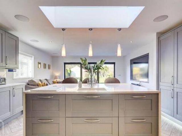 House for sale in Dale Hill, Essex