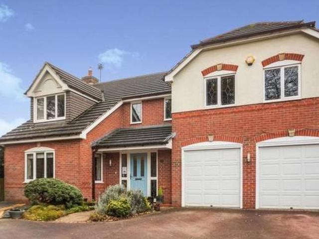 House for sale in Derbyshire Dales, East Midlands