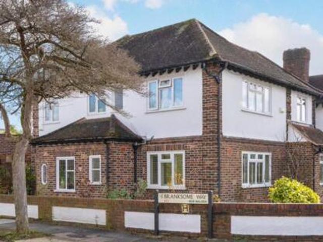 House for sale in Kingston Upon Thames, Greater London