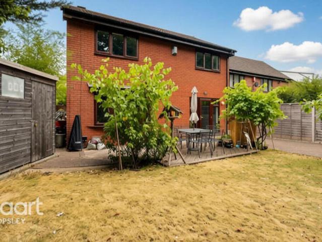 Farm for sale in Spring Park, Luton