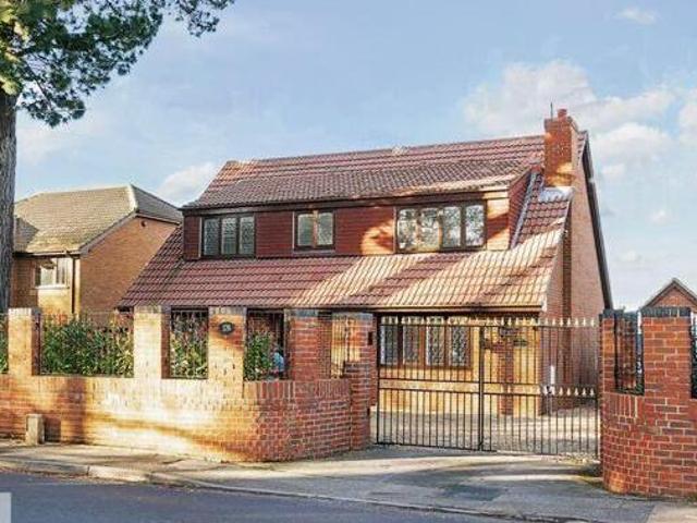 House for sale in Poole