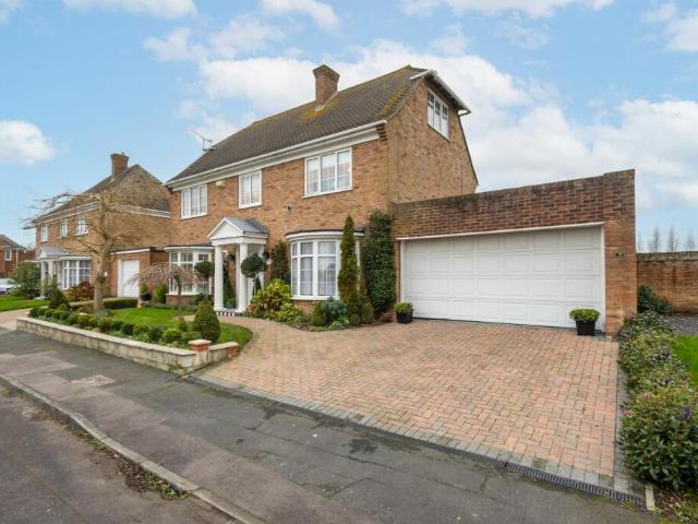 Farm for sale in Folkestone Farm for sale in Folkestone