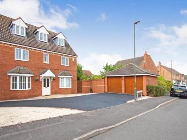 House for sale in Binley, West Midlands