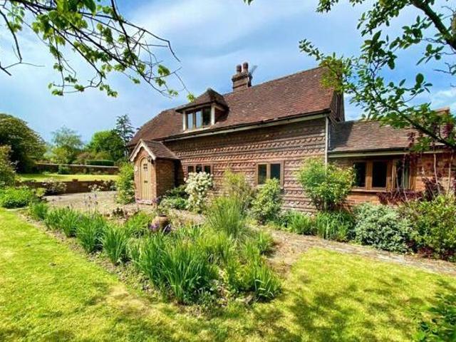 House for sale in Sandown Park, Kent