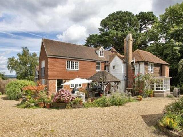 House for sale in Sandown Park, Kent