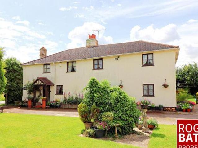 House for sale in Wickford, Essex