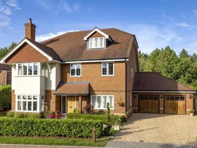 House for sale in Cranleigh, Waverley