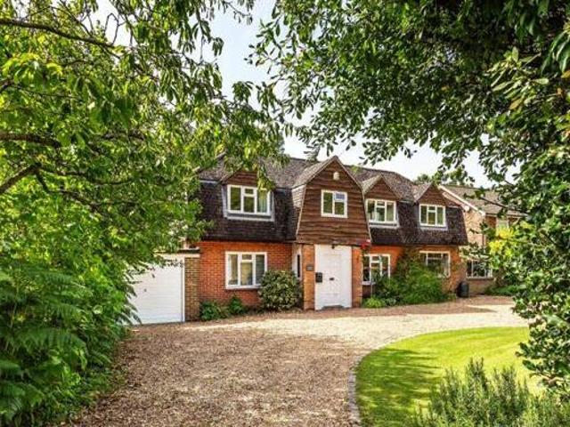 House for sale in Cranleigh, Waverley